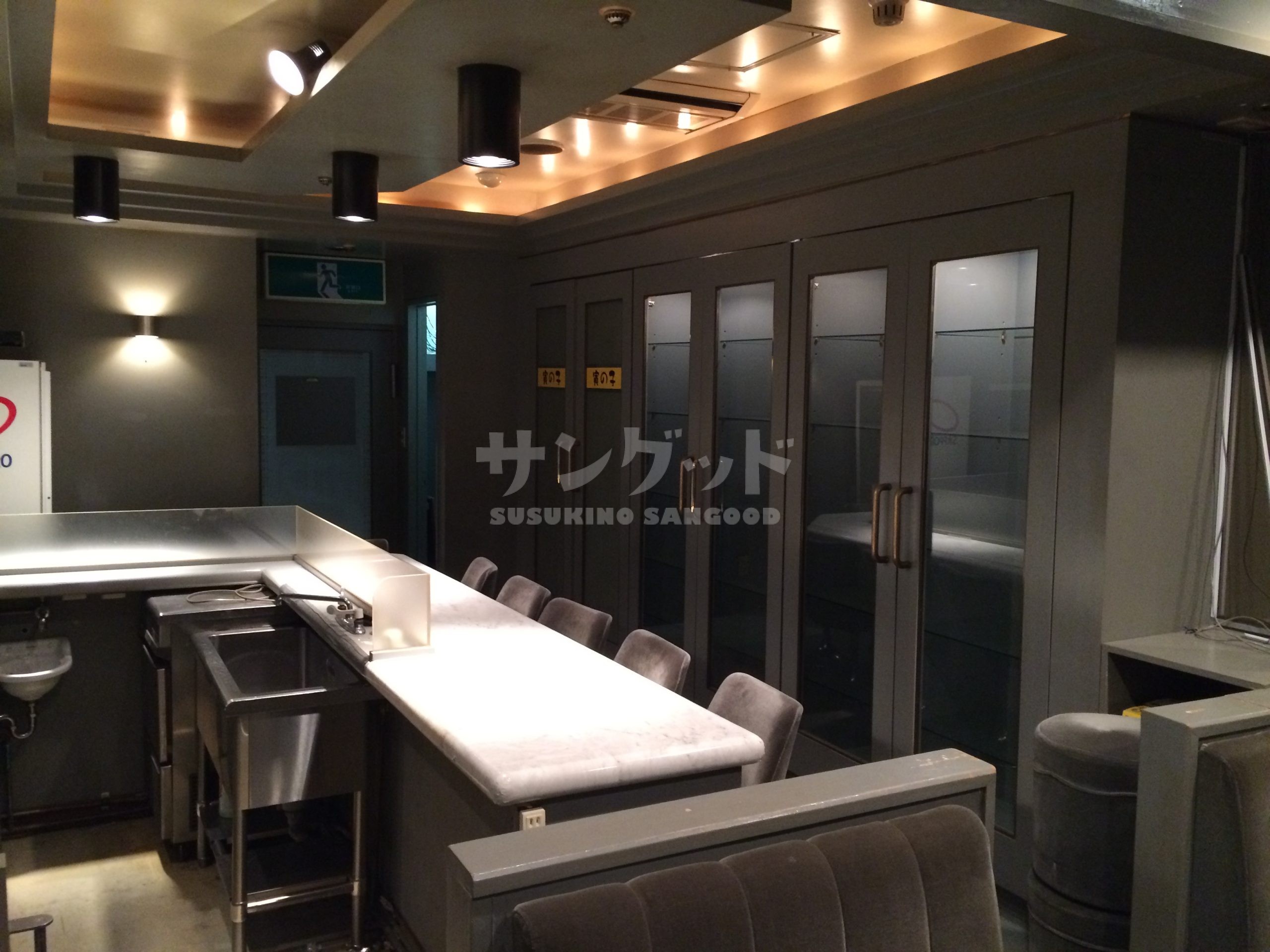 photo1