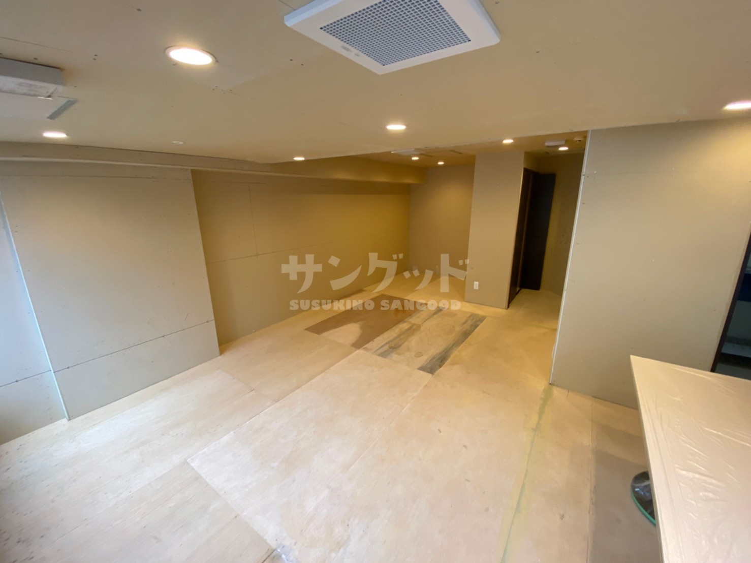 photo2