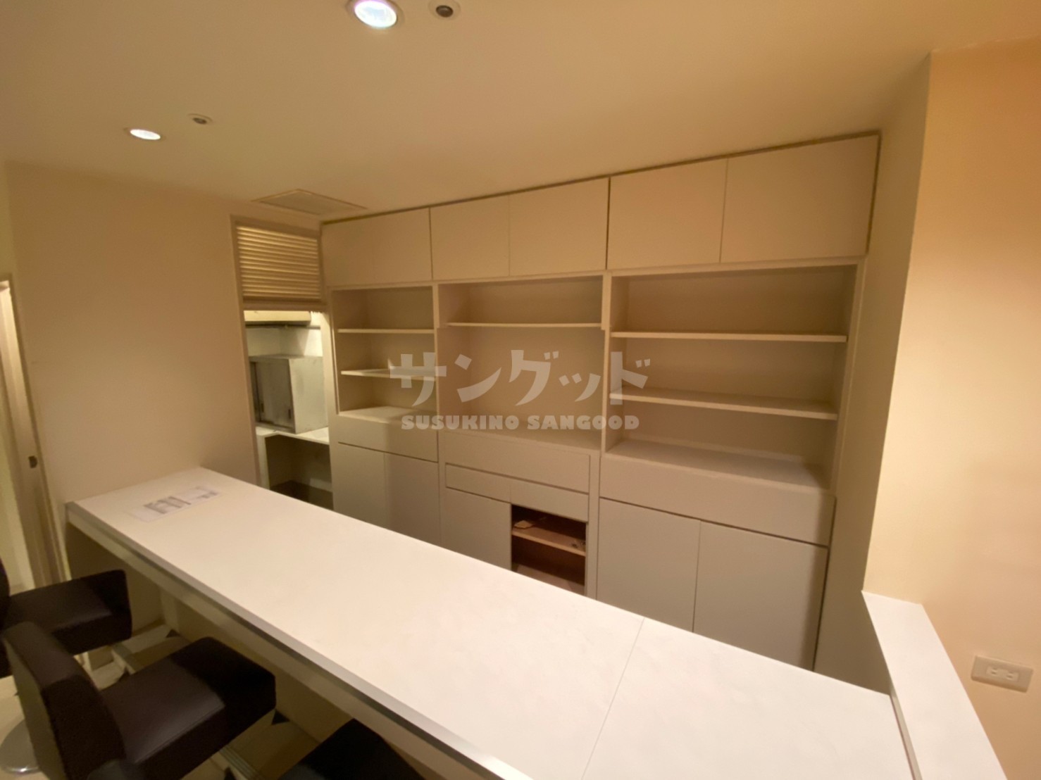 photo1