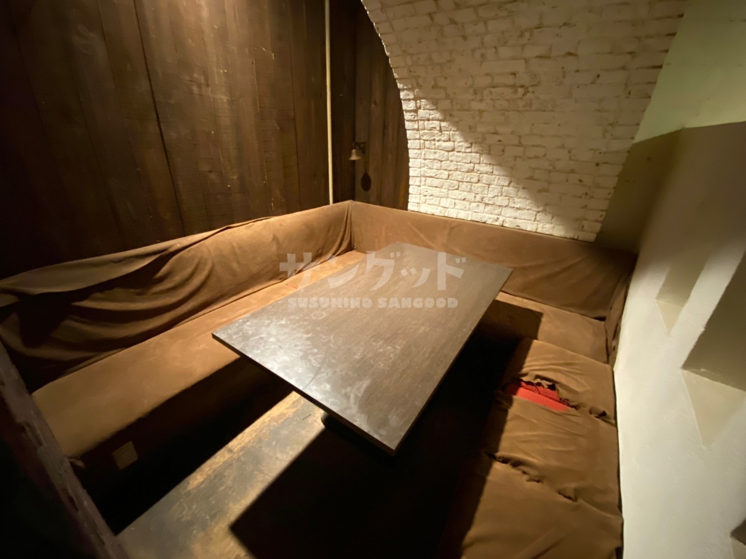photo1