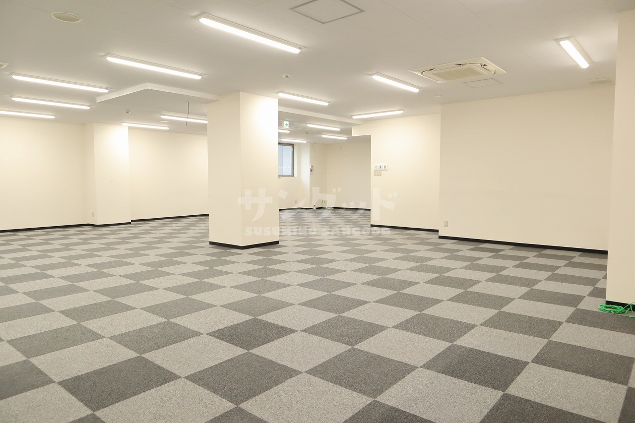 photo1