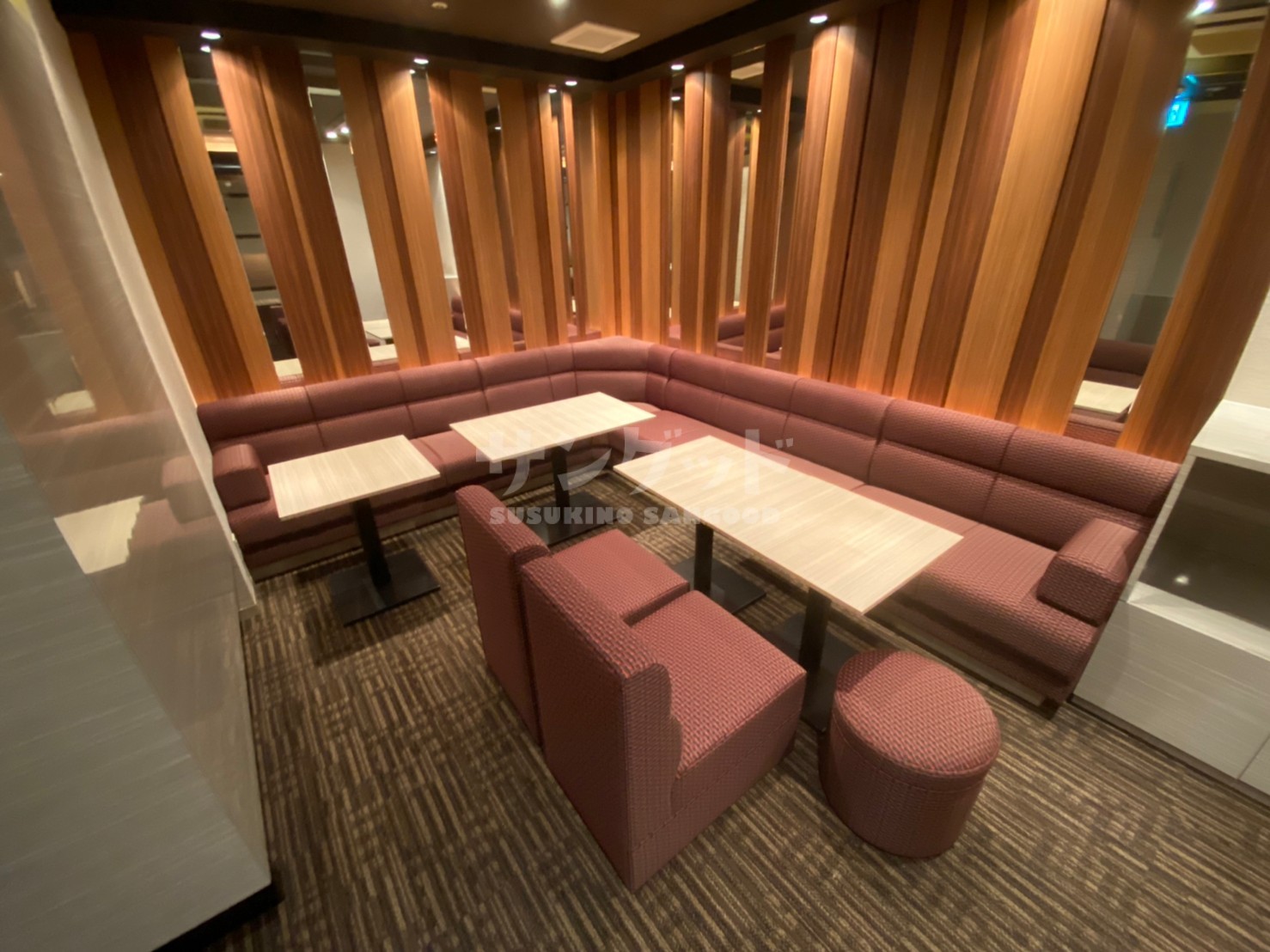 photo1