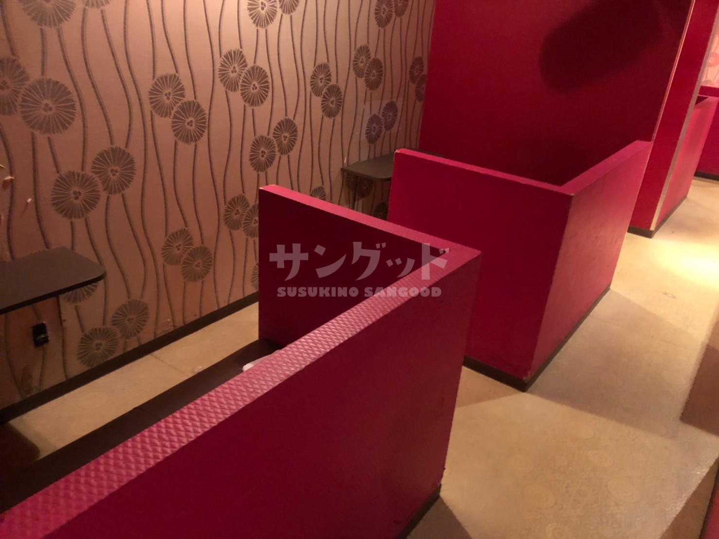 photo1
