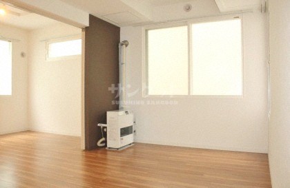 photo1