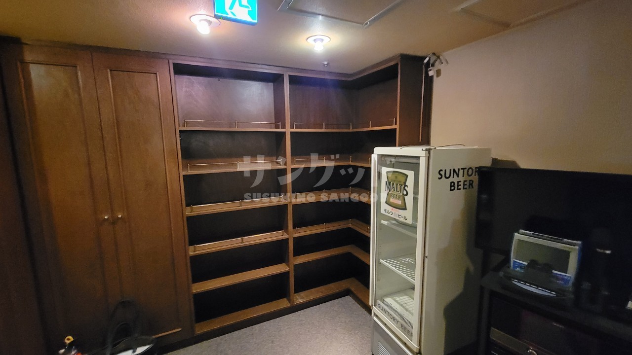 photo1