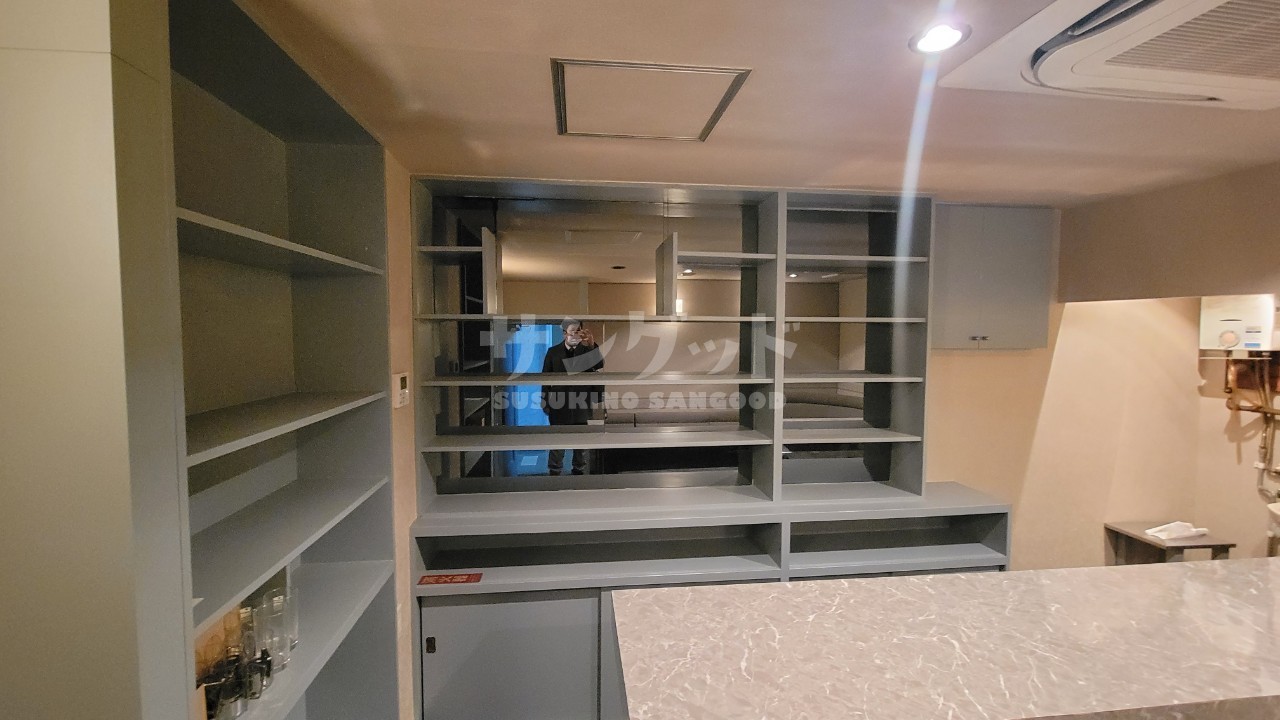 photo1
