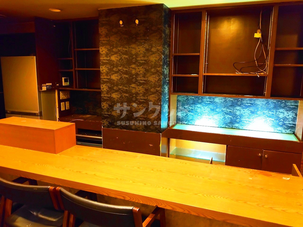 photo1