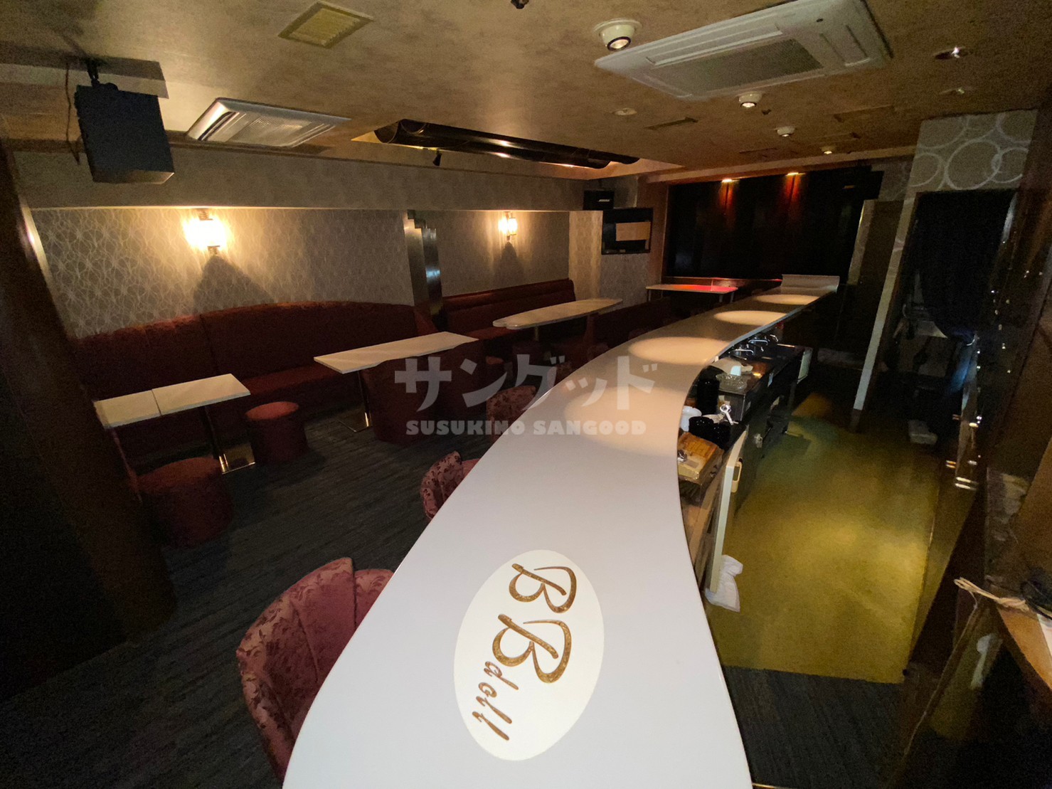 photo1