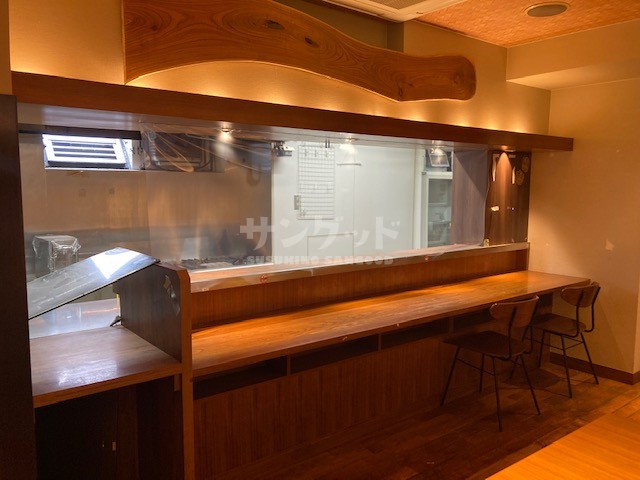 photo1