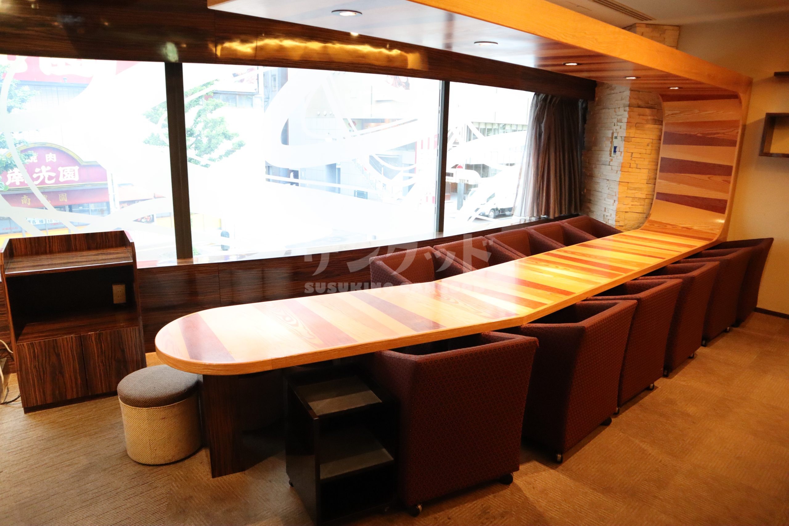 photo1