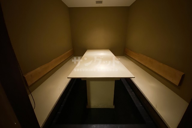 photo1