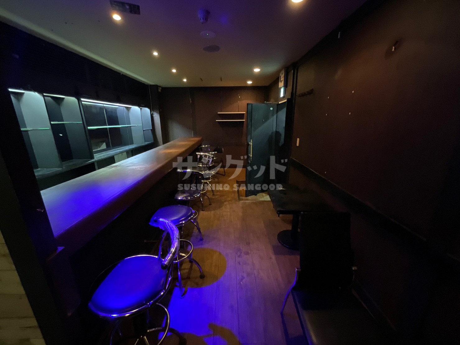 photo1