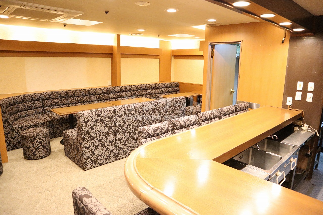 photo1