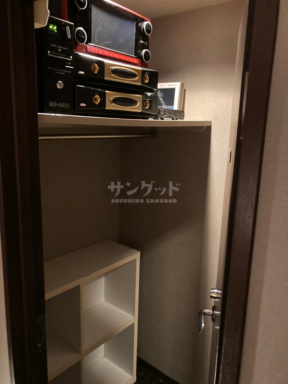 オークラビル