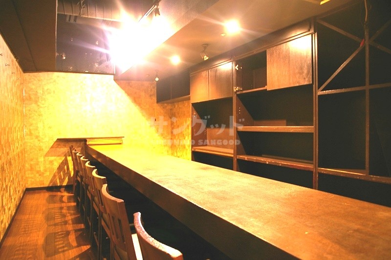 photo1