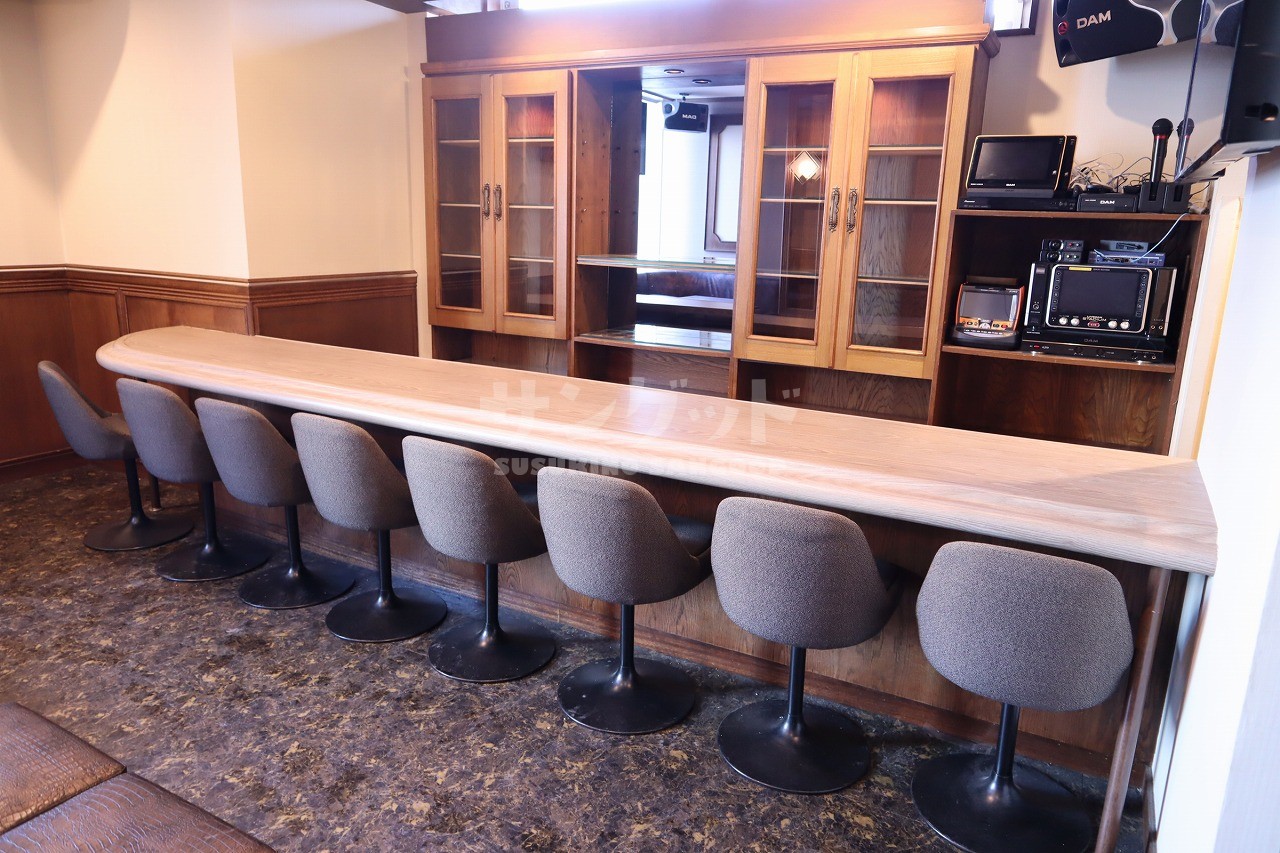 photo1