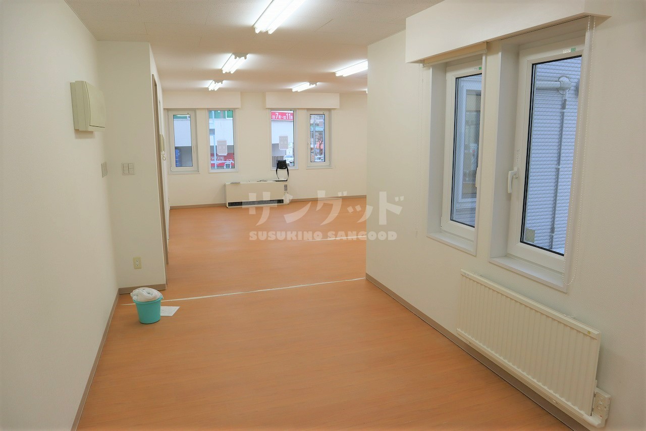 photo2