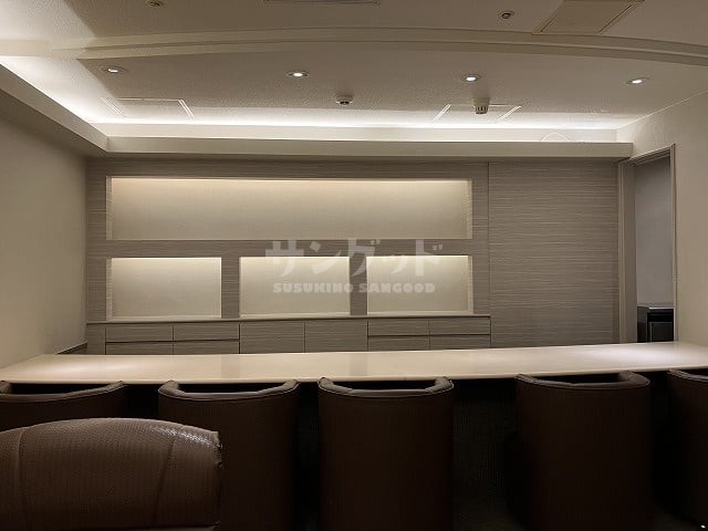 photo1