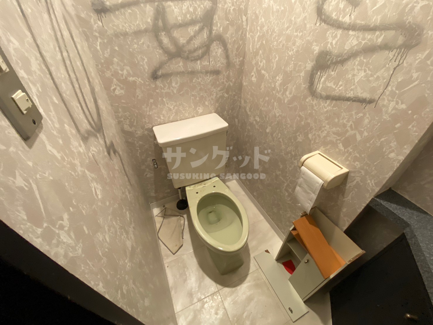 ショウビル