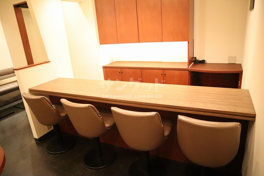 photo1