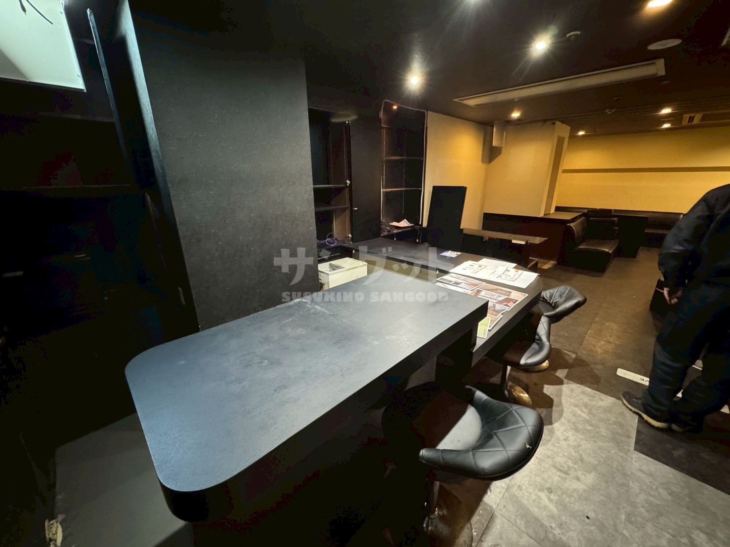 photo1