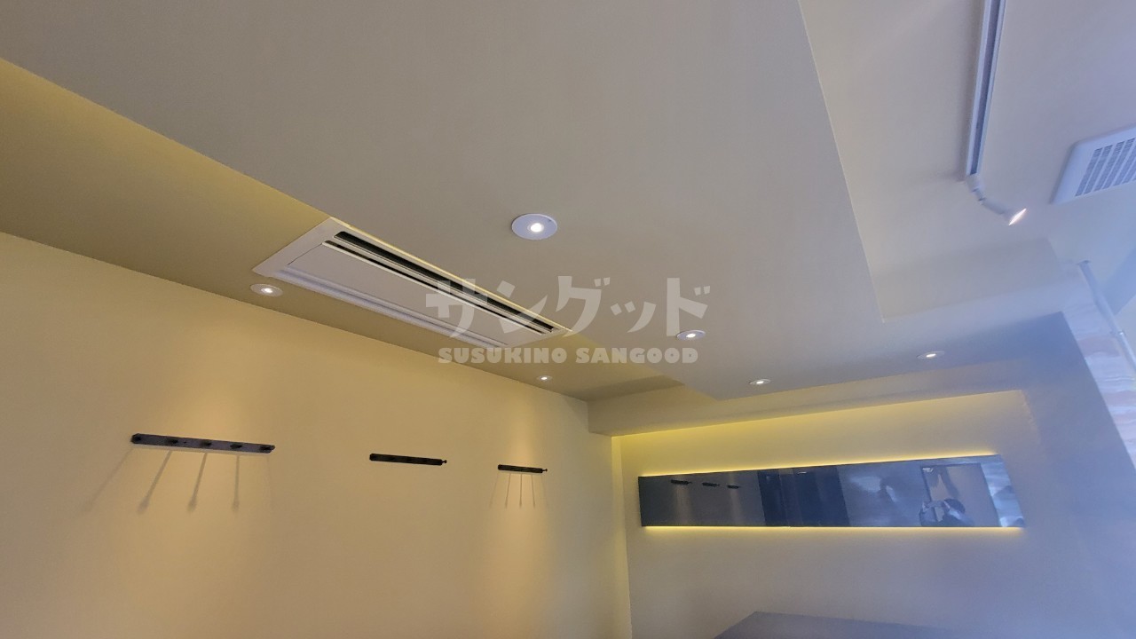 ライラックビル