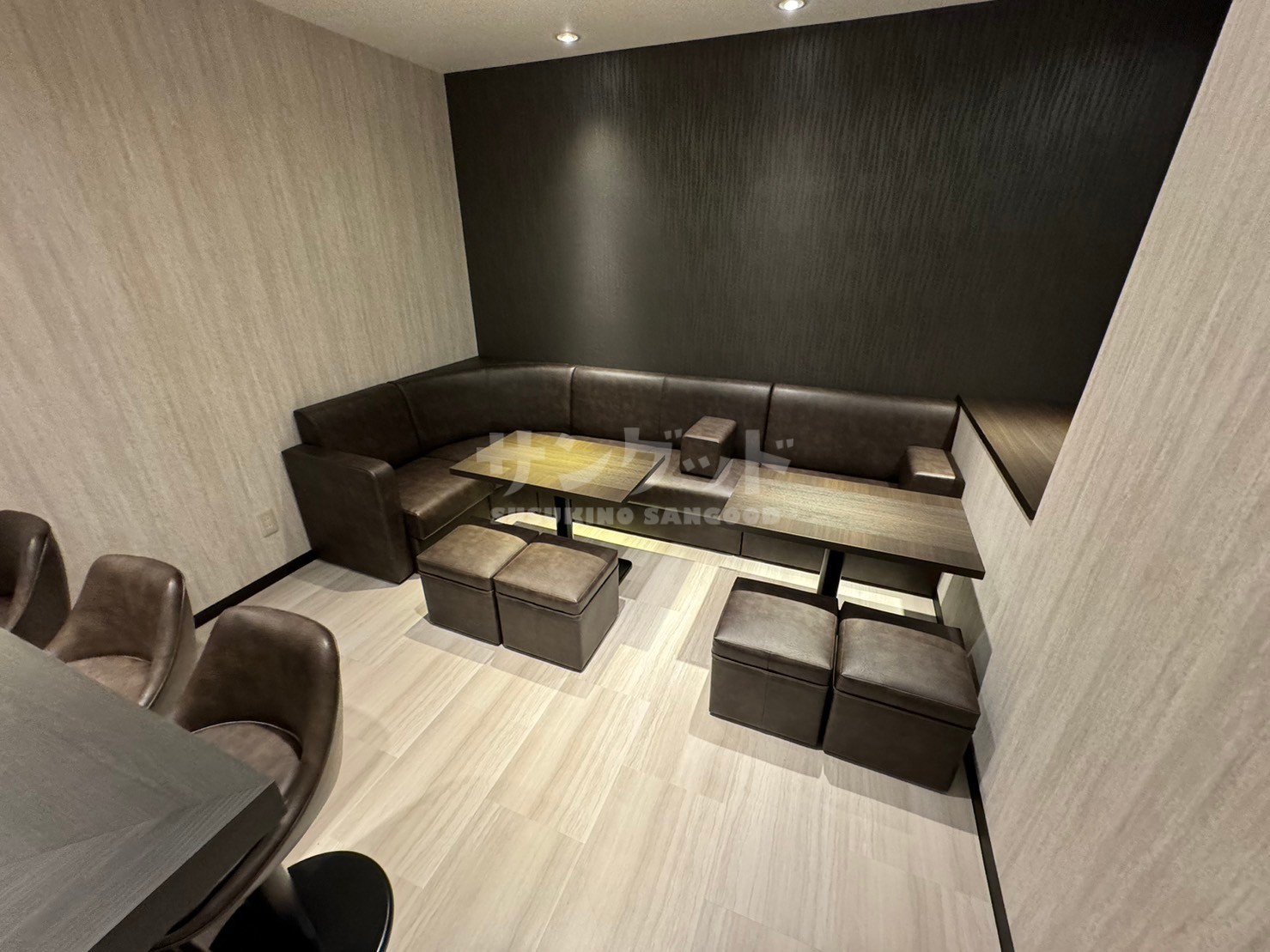 サイバーシティビル