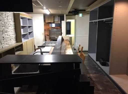 photo1
