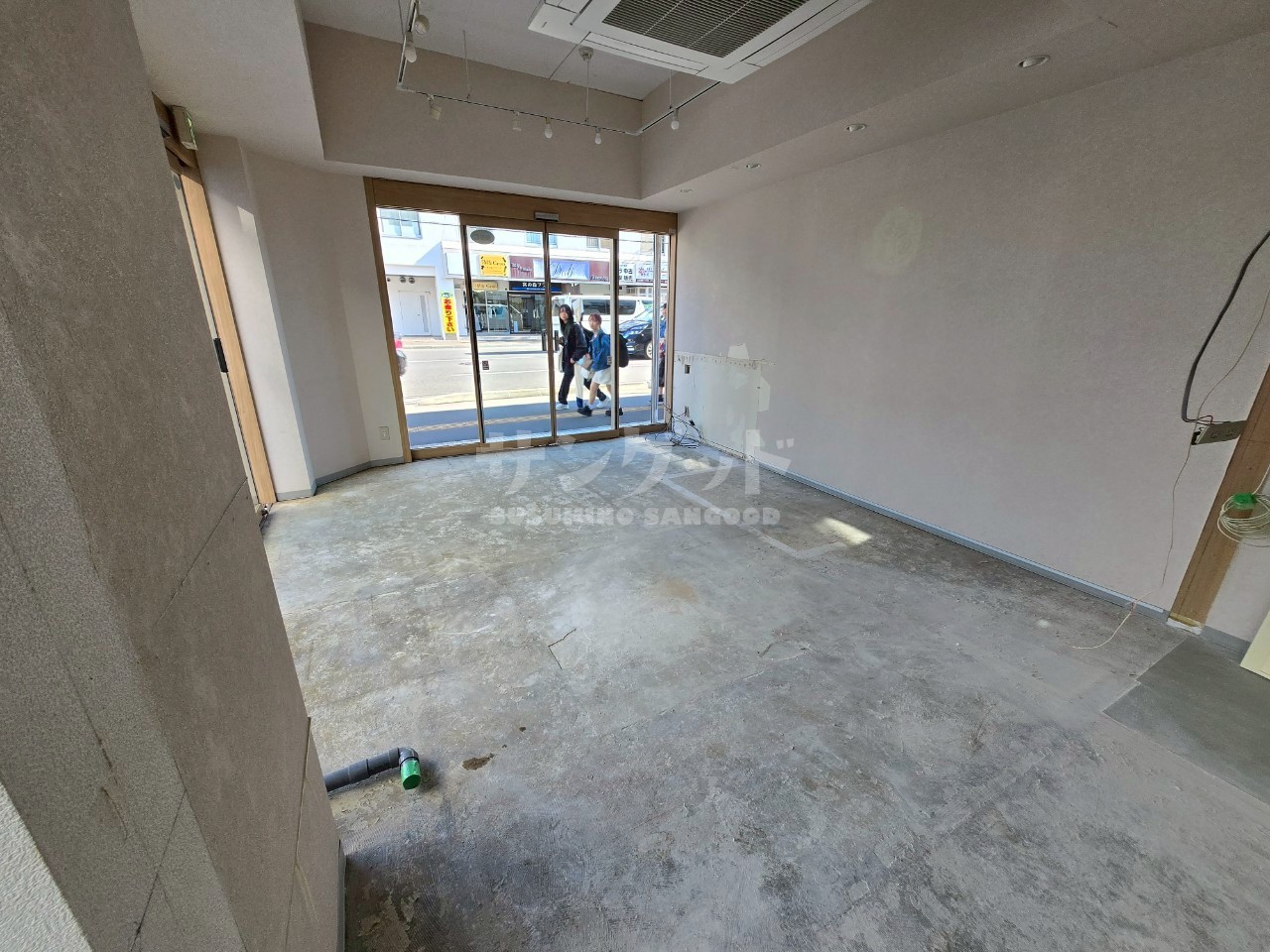 photo2