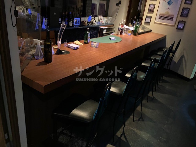 photo1