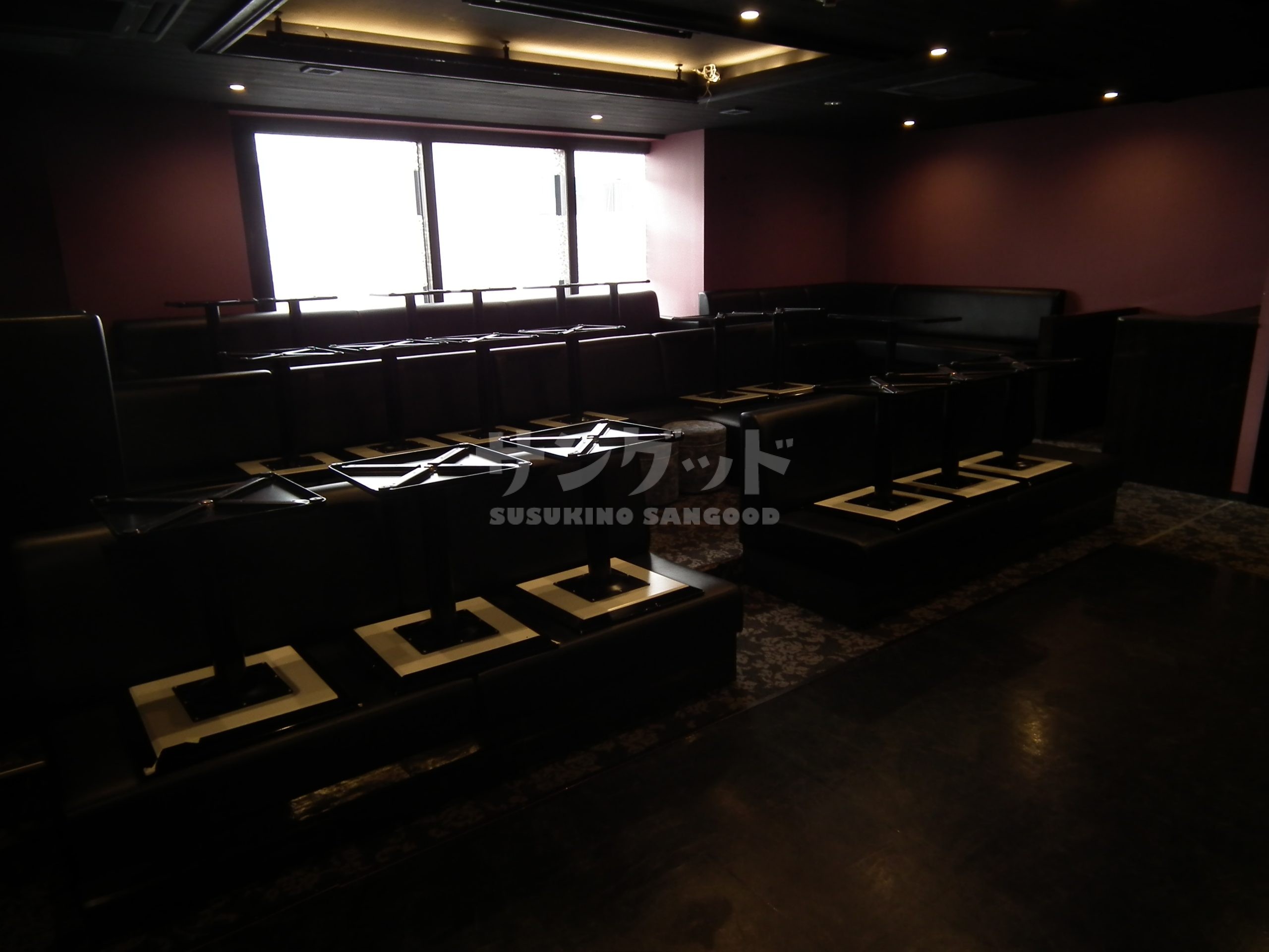 photo1