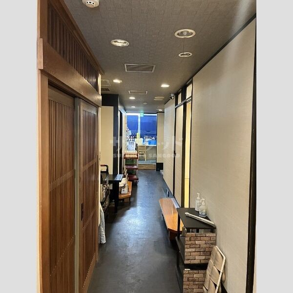 photo1